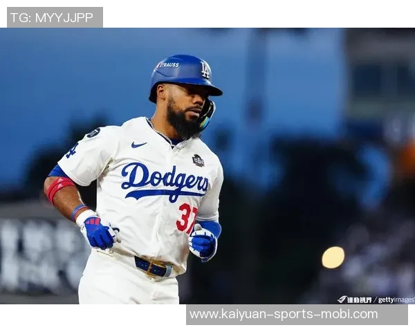 富安健洋期待重返赛场自由球员身价飙升引关注